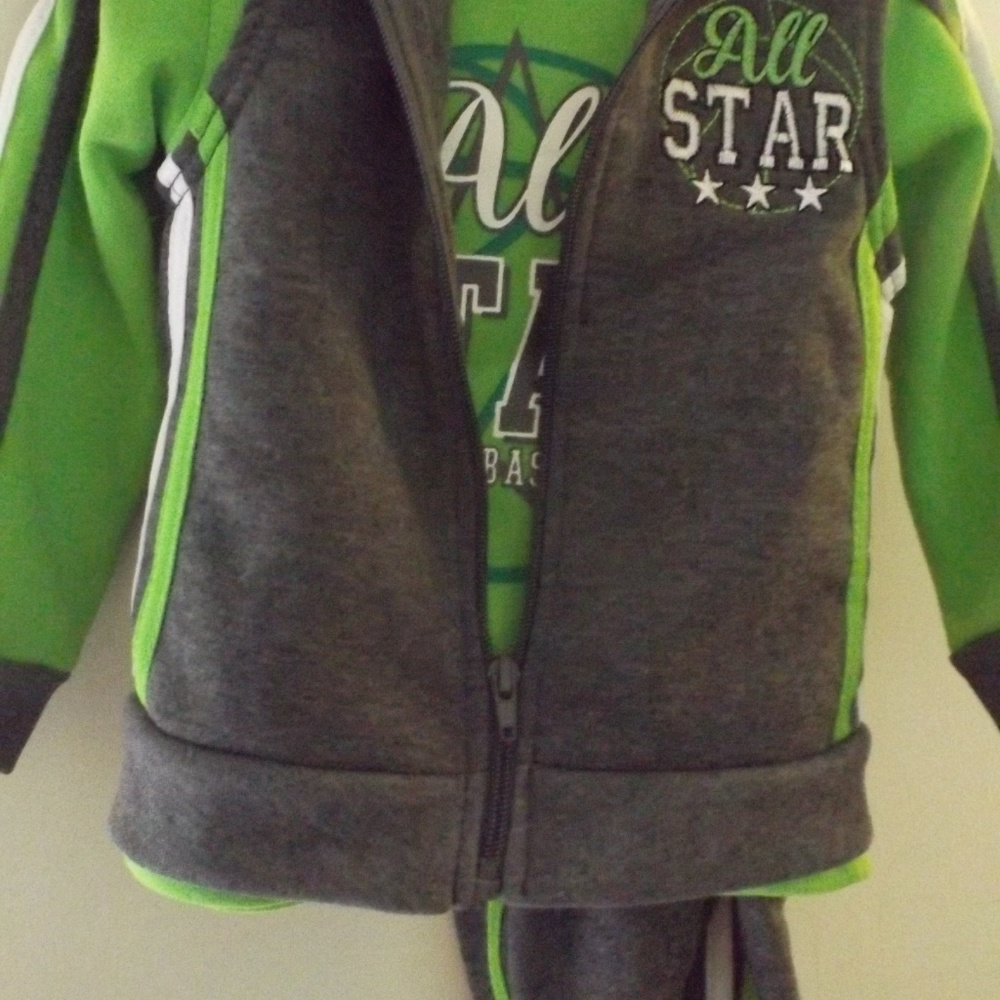 Little boys 3 piece All star outfit Size 3t